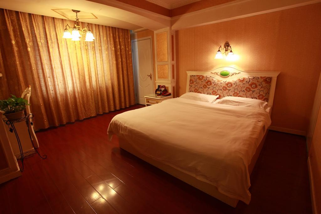 Chengdu Jiali Hotel Chunxi Branch Екстериор снимка